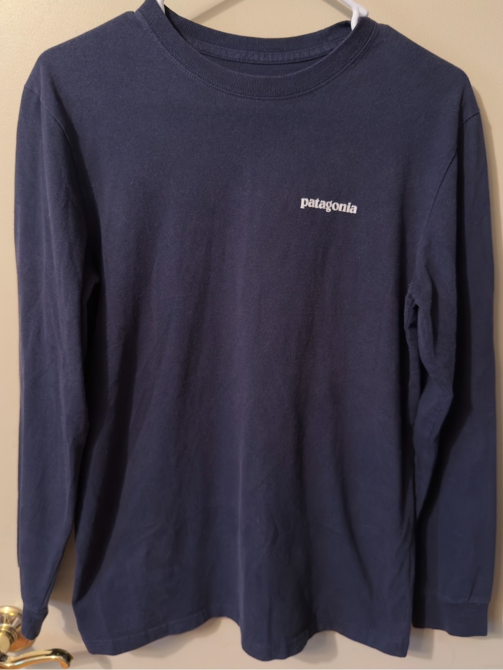 Patagonia Responsibili-Tee Long Sleeve T-Shirt Navy Large Back Logo Men’s Small